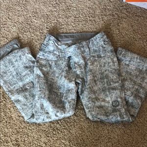 Snowboarding pants